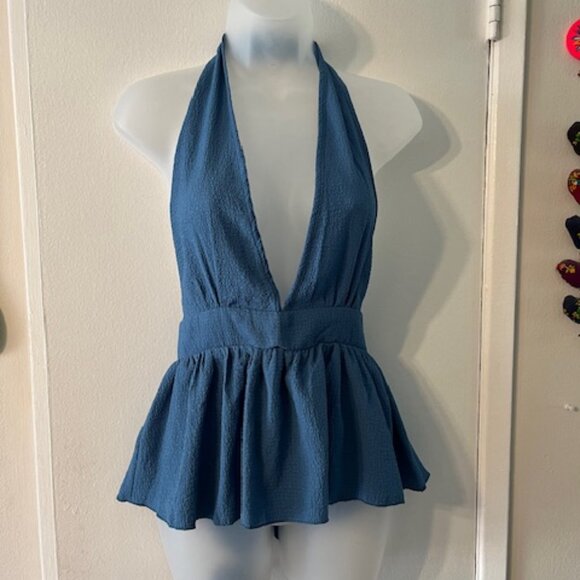Sexist Top Ever~ Backless Halter Flare Style Top - Picture 1 of 8